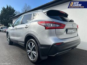 NISSAN QASHQAI 1.5 DSL SV PREMIUM DCT 116 BHP NAV - Image 4