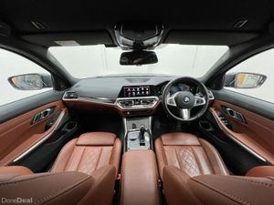 BMW 3-Series 320D TOURING XDRIVE M-SPORT Automatic - Image 2