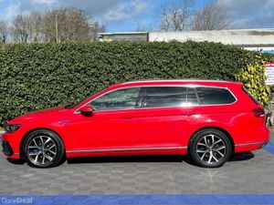 Volkswagen Passat GTE VARIANT 1.4 HYBRID // FULL V - Image 3