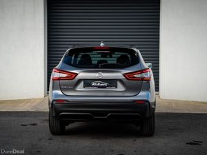 Nissan Qashqai Acenta Premuim 115PS 5DR - Image 3