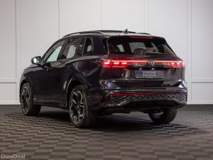 242 Volkswagen Tiguan R-Line - Image 4
