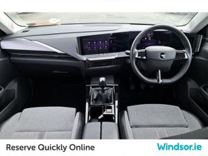 Opel Astra Elegance 1.2 Turbo 130PS 6 Speed - Image 4