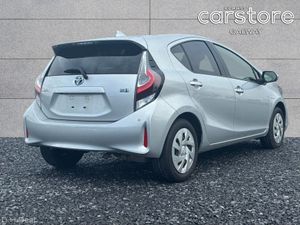 Toyota Aqua 1.5 Hybrid - Image 3