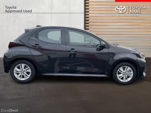 Toyota Yaris YARIS 1.5 HYBRID LUNA - Image 3