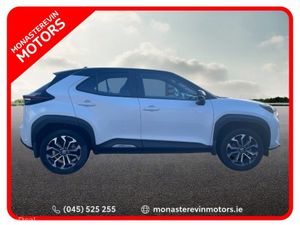 Toyota Yaris Cross CR CROSS LUNA SPORT 4DR AUTO - Image 4