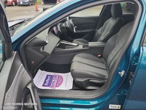 Peugeot 408 ALLURE 1.2 130 AUTOMATIC 6 4 - Image 4