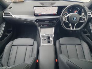 BMW 3-Series 330e M Sport - Image 4
