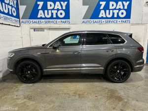 Volkswagen Touareg EHYBRID 3.0 TFSI 340BHP Passeng - Image 4