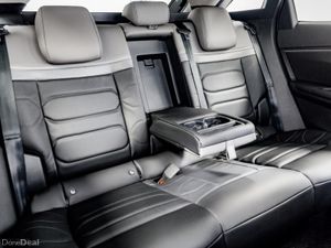 Citroen C5 X PLUS 1.2 Petrol Hybrid Auto 145HP - Image 4