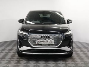 Audi Q4 e-tron S line - Image 2