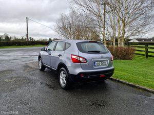Nissan Qashqai Diesel (NCT TESTED AND TAXED)!!! - Image 4