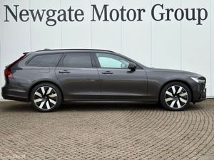 Volvo V90 T6 PLUS AWD - Image 4