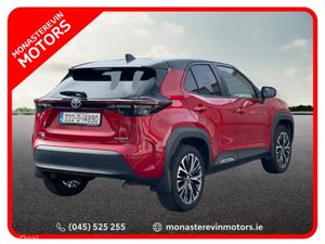 Toyota Yaris CR CROSS SOL 4DR AUTO - Image 3