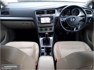 Volkswagen Golf **FULL LEATHER**REVERSING CAMERA** - Image 2