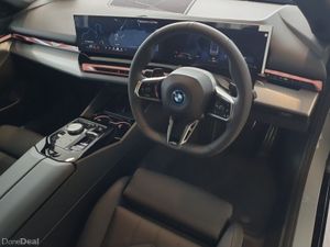BMW 5-Series 530e M Sport Saloon - Image 3