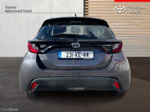 Toyota Yaris 1.5 HYBRID LUNA 4DR AUTO - Image 4