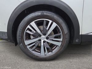Peugeot 3008 1.5 BlueHDi 130bhp Allure - Image 3
