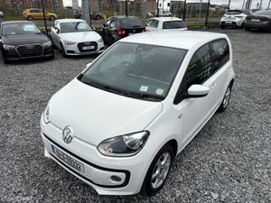 Volkswagen up! 1.0 Auto A/C *HI SPEC* - Image 2