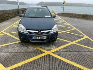 Opel Astra 2008 - Image 2