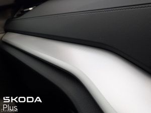 Skoda Octavia **REVERSING CAMERA**SELECTION 2.0TDI - Image 3