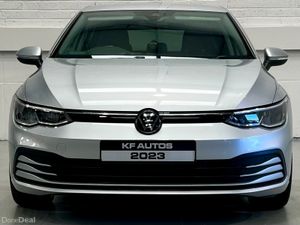 Volkswagen Golf Life 2.0TDI 115bhp 5dr Auto - - Image 2