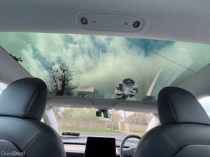 Tesla Model 3 RWD BLACK INTERIOR - Image 3