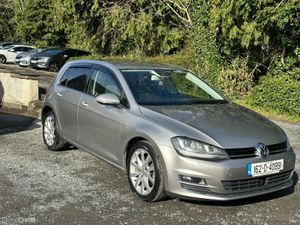 Volkswagen Golf 2016 60K KM& Car play - Image 3