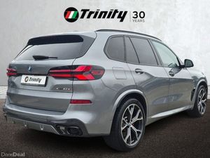 BMW X5 ** M SPORT PRO ** X-DRIVE ** 50E ** TRINITY - Image 3