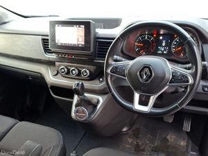 Renault Trafic TRAFIC LL30 BLUE DCI 170 AUTO - Image 2