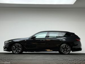 BMW 5-Series 530E M SPORT - Image 4
