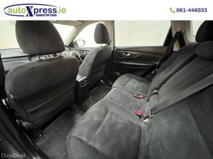 Nissan X-Trail 1.6 DCI Acenta , Panoramic sunroof - Image 4
