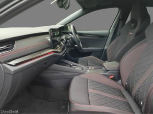 Skoda Octavia RS 2.0TSI 265HP DSG- DEMO MODEL-AS N - Image 4