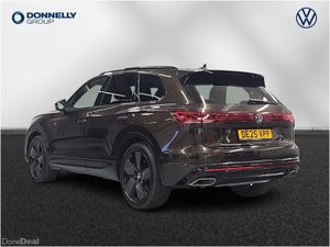 Volkswagen Touareg Diesel Estate Black Edition - Image 4