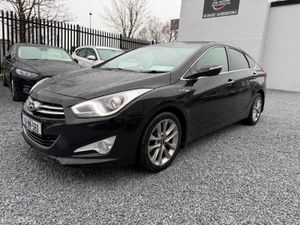 2015 (151) Hyundai i40 Executive Plus 1.7 CRDI - Image 3