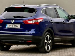 Nissan Qashqai 2017 premium model - Image 4