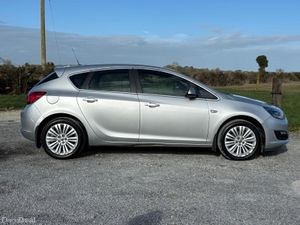 Opel Astra 2015 - Image 3
