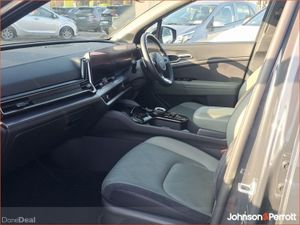 Kia Sportage Anniversary Edition Plug-in Hybrid - Image 3