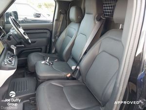 Land Rover Defender 3.0 D250 S HARD TOP - Image 4