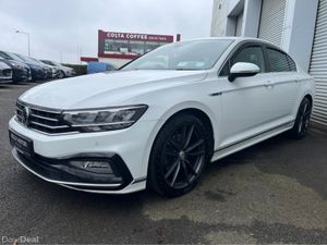 Volkswagen Passat 2.0 DIESEL R-LINE **CLASS SPEC** - Image 3