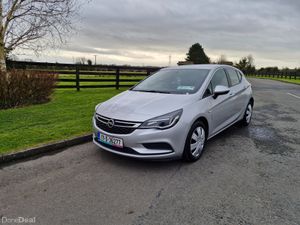 Opel Astra Diesel Automatic (NCT AND TAXED)!!! - Image 2