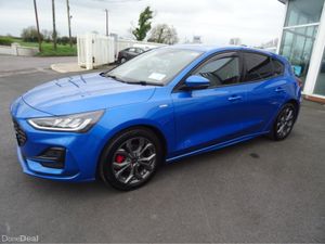 Ford Focus ST-LINE 1.0T 125 M6 FWD 4DR - Image 2