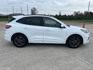 Ford Kuga 1.5 TDCi ST LINE - Image 4