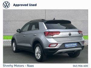 Volkswagen T-Roc Life 2.0TDI, Rear Camera - Image 3