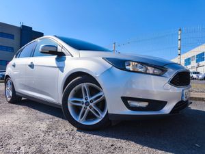 Ford Focus 1.0 Ecoboost Turbo 125PS Titanium - Image 3