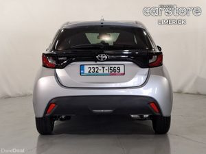 Toyota Yaris 1.0 5Dr Aura - Image 4