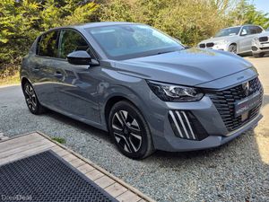 Peugeot 208 ALLURE 1.2 MHEV - Image 3