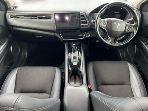 Honda Vezel Hybrid - Image 4