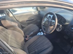 2010 Opel Corsa 1.2l automatic low kms - Image 3