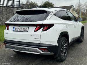 Tucson FaceLift Executive - Petrol Hybrid Plug-in - Image 4