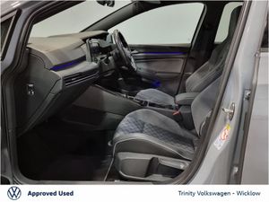 Volkswagen Golf ** R-LINE ** 2.0 TDI ** 150BHP ** - Image 4